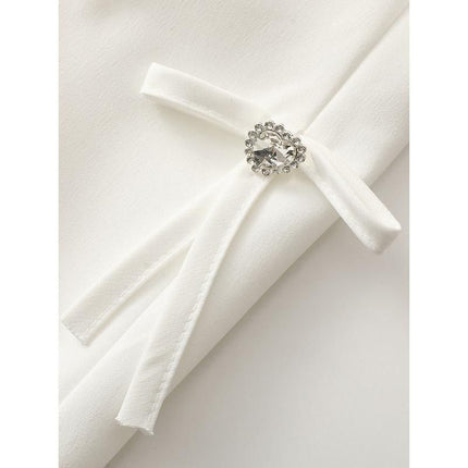 Blazer blanc tendance pour femme avec nœud en diamant
