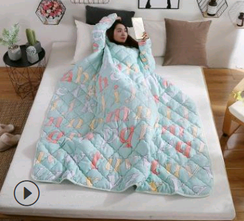 Winter Lazy Quilt with Sleeves - Wnkrs