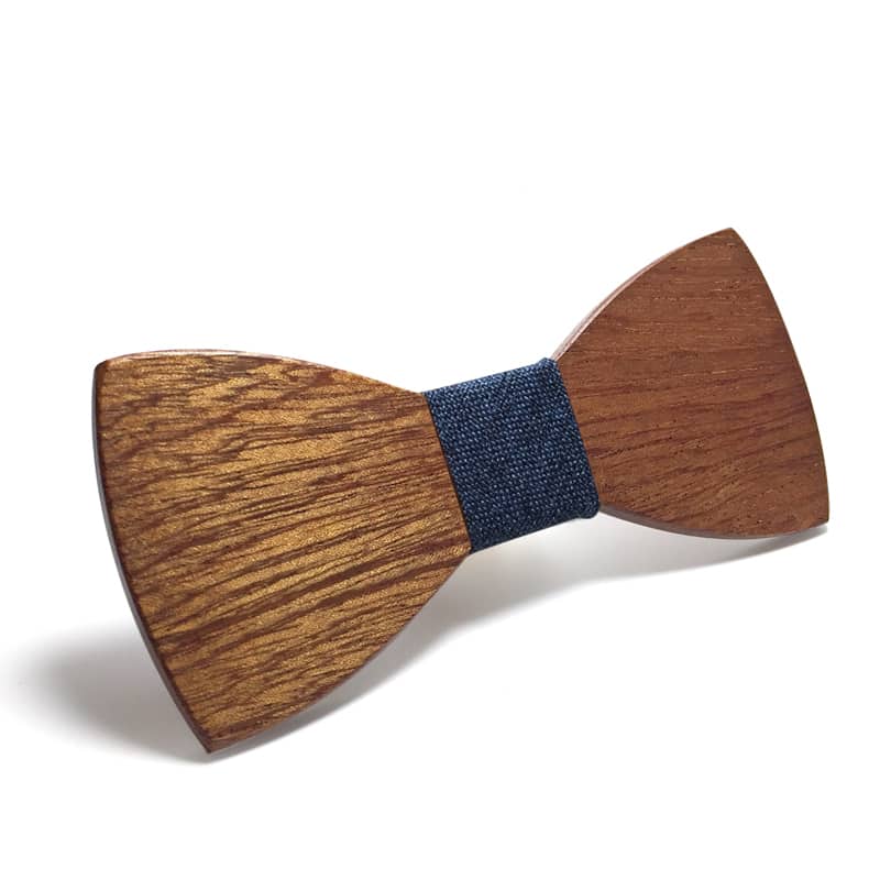 Elegant Wooded Bow Tie