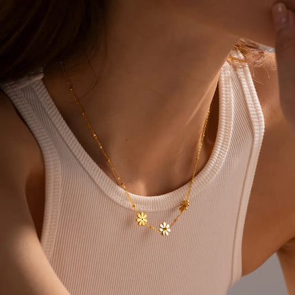 Collier Trio de Marguerites Dorées
