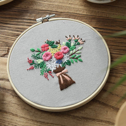 Floral Embroidery Kit - Wnkrs