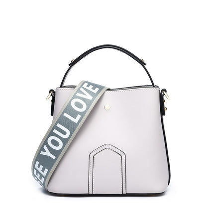 Women's Elegant Shoulder Bag - Wnkrs