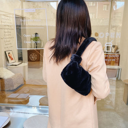 Women's Animal Printed Muff Bag - Wnkrs