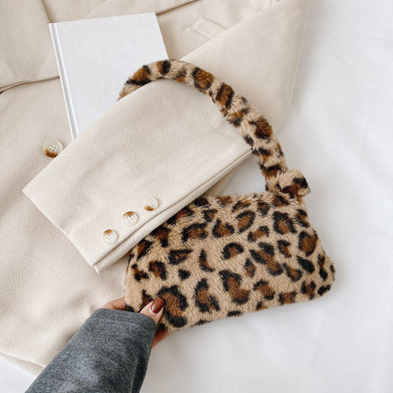Women's Animal Printed Muff Bag - Wnkrs