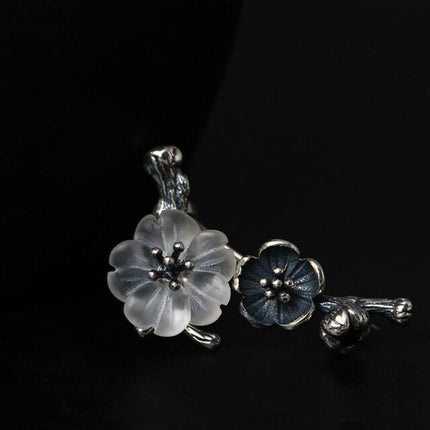 Elegant Vintage Crystal Floral Silver Brooch - Wnkrs