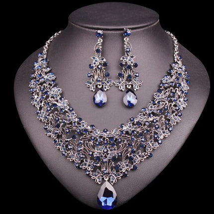 Women's Vintage Rhinestones Statement Necklace with Earrings Set - Wnkrs