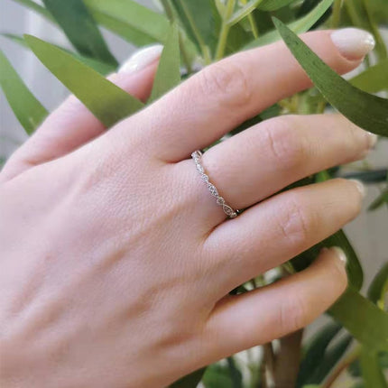 Women's Thin 925 Sterling Silver and Moissanite Ring - Wnkrs