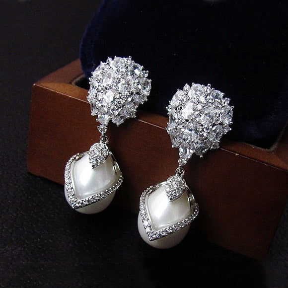 Luxury Women's Pearl and Crystals Drop Earrings