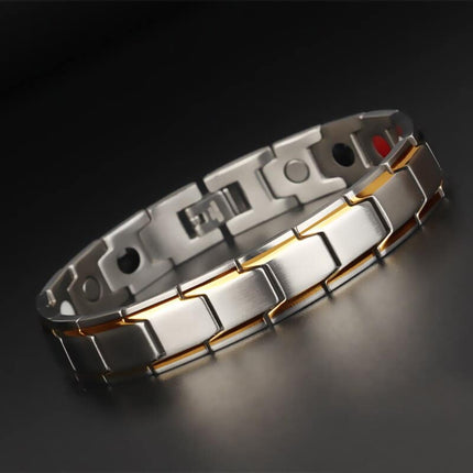 Laconic Magnetic Bracelet - Wnkrs