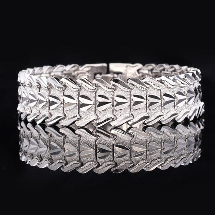 Men's Wide Heart Patterned Link Bracelet - Wnkrs