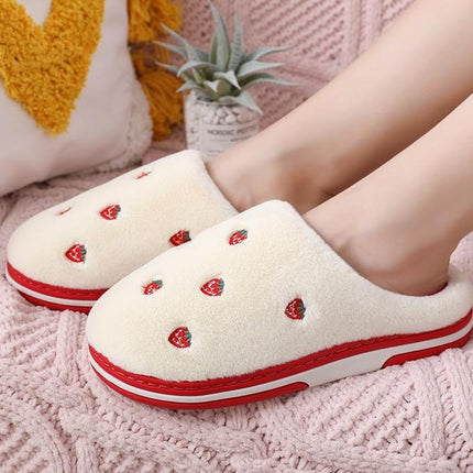 Anti-Slip Berry Patterned Warm Plush Slippers - Wnkrs