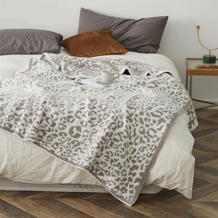 Knitted Printed Blanket - wnkrs