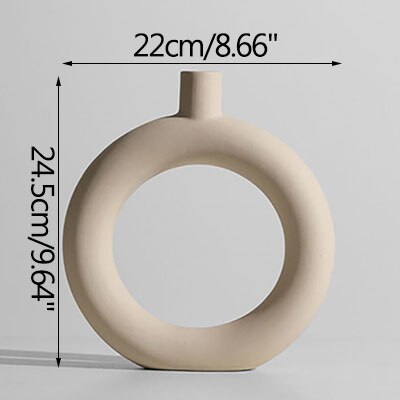 Multi-Shaped Ceramic Vase in White - wnkrs