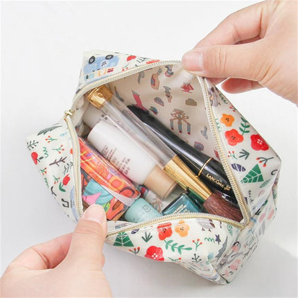 Cartoon Printed Travel Toiletry Bag - Wnkrs