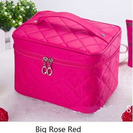 Quilted Design Large Capacity Cosmetic Bag - Wnkrs