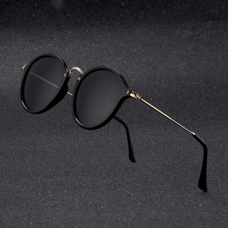 Vintage Sunglasses for Men with Mirrored Lenses