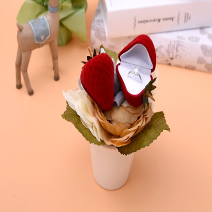 Strawberry Shaped Ring Box - wnkrs