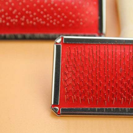 Pet's Needle Comb With Wooden Handle - wnkrs