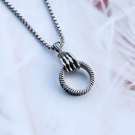 Men's Skeleton Hand Necklace - Wnkrs