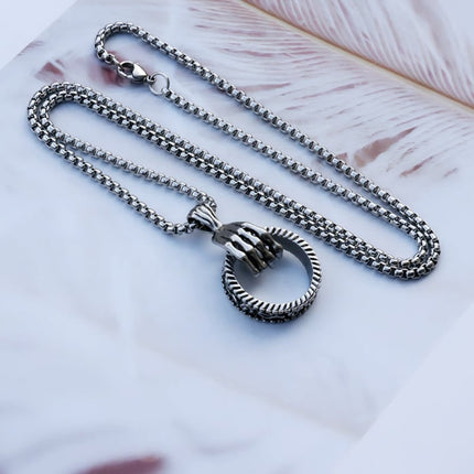 Men's Skeleton Hand Necklace - Wnkrs