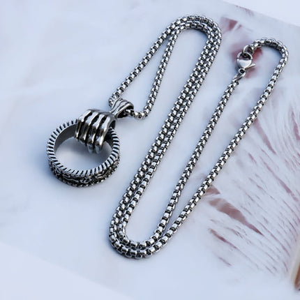 Men's Skeleton Hand Necklace - Wnkrs
