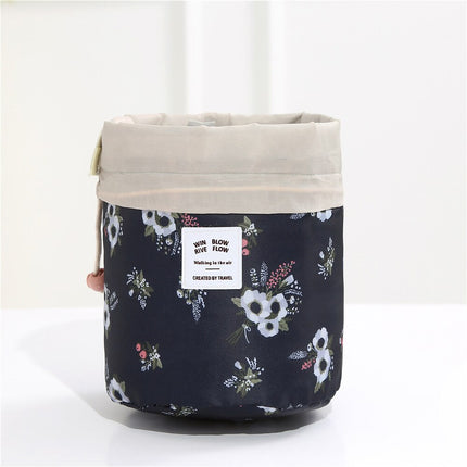 Round Drawstring Toiletry Bag - Wnkrs