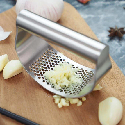 Ergonomic Design Garlic Press - Wnkrs
