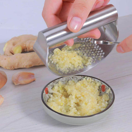 Ergonomic Design Garlic Press - Wnkrs