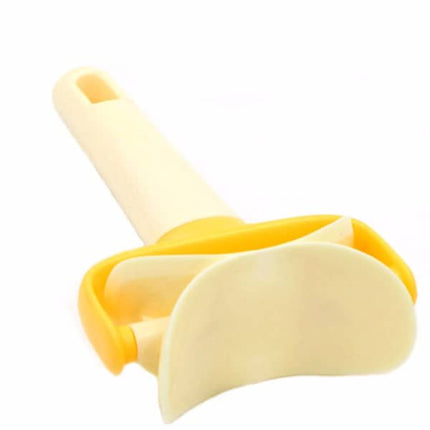 Useful Handy Eco-Friendly Plastic Dough Cutting Tool - wnkrs