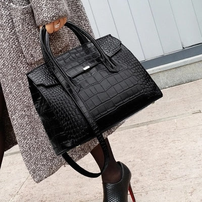 Crocodile Large Shoulder Bag for Women - Wnkrs