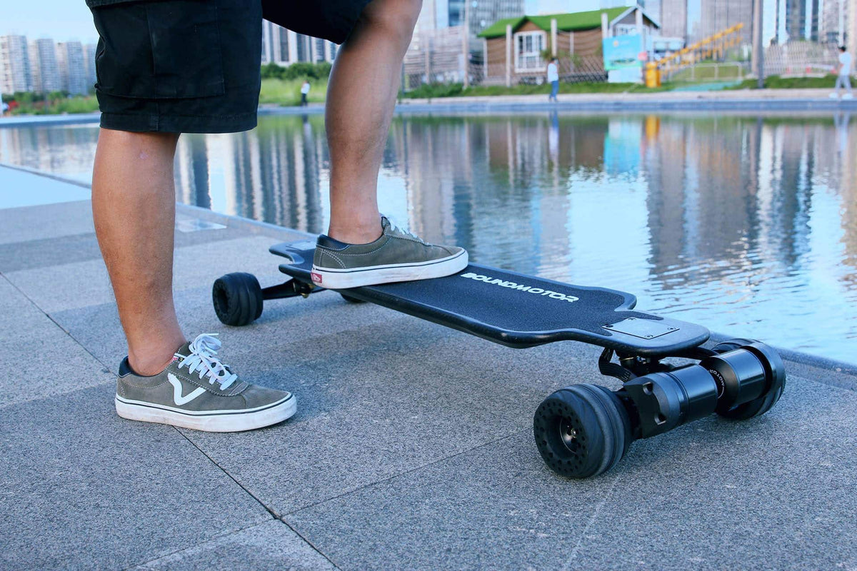 Skateboard vs Scooter: How Do They Compare