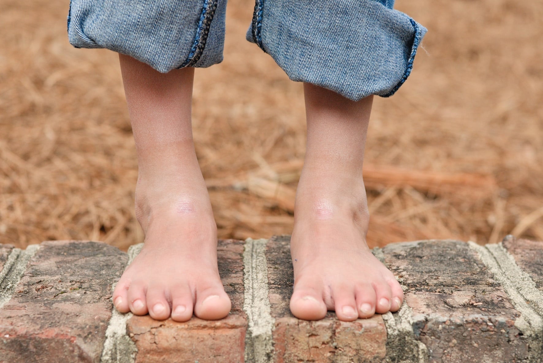 Is Going Barefoot Healthier for Your Kids?