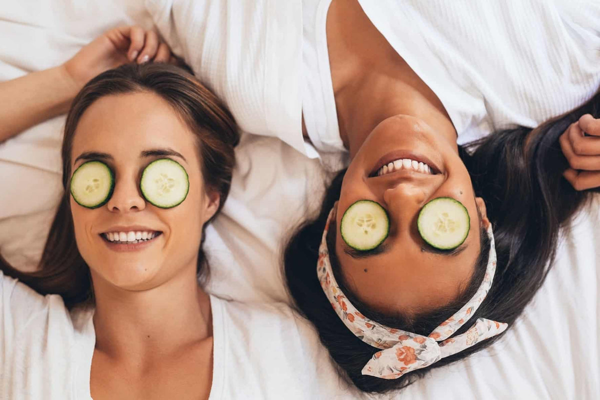Diet & Lifestyle Tips To Keep Your Skin Young and Healthy