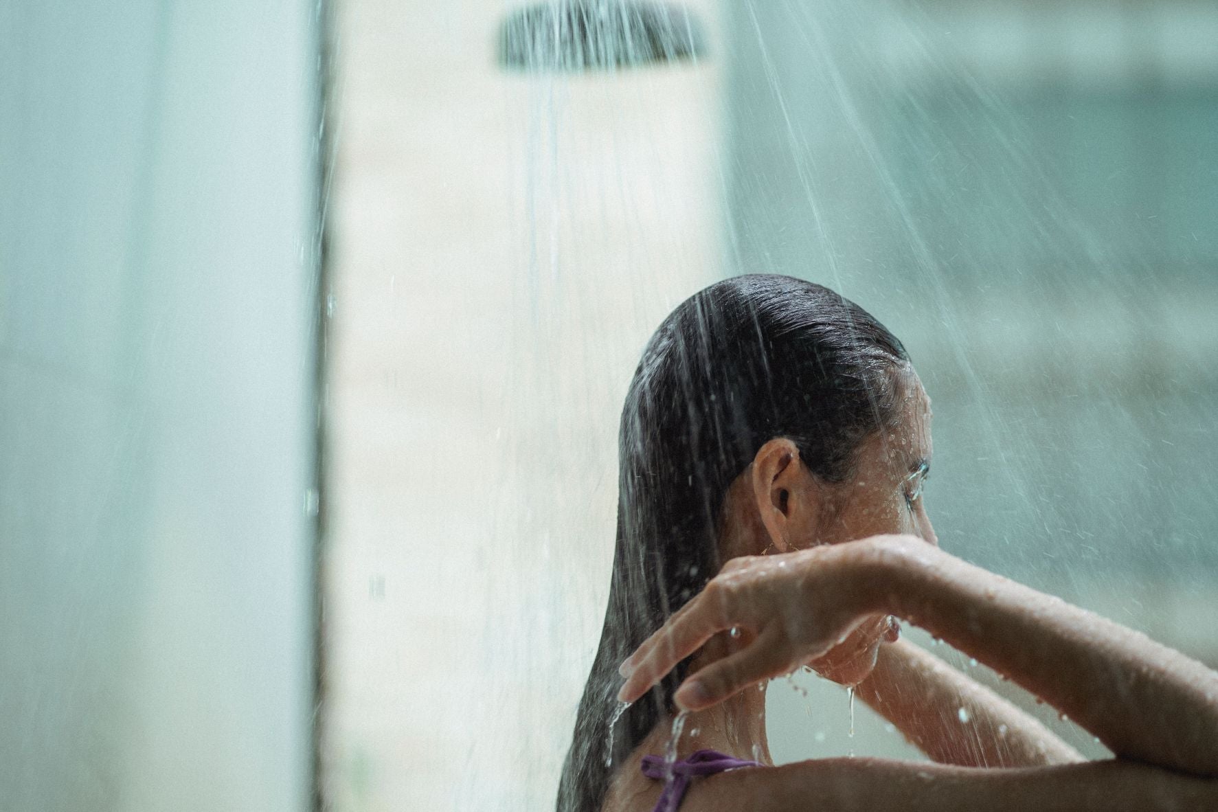 Why Hard Water Could Be Ruining Your Hair Without You Knowing