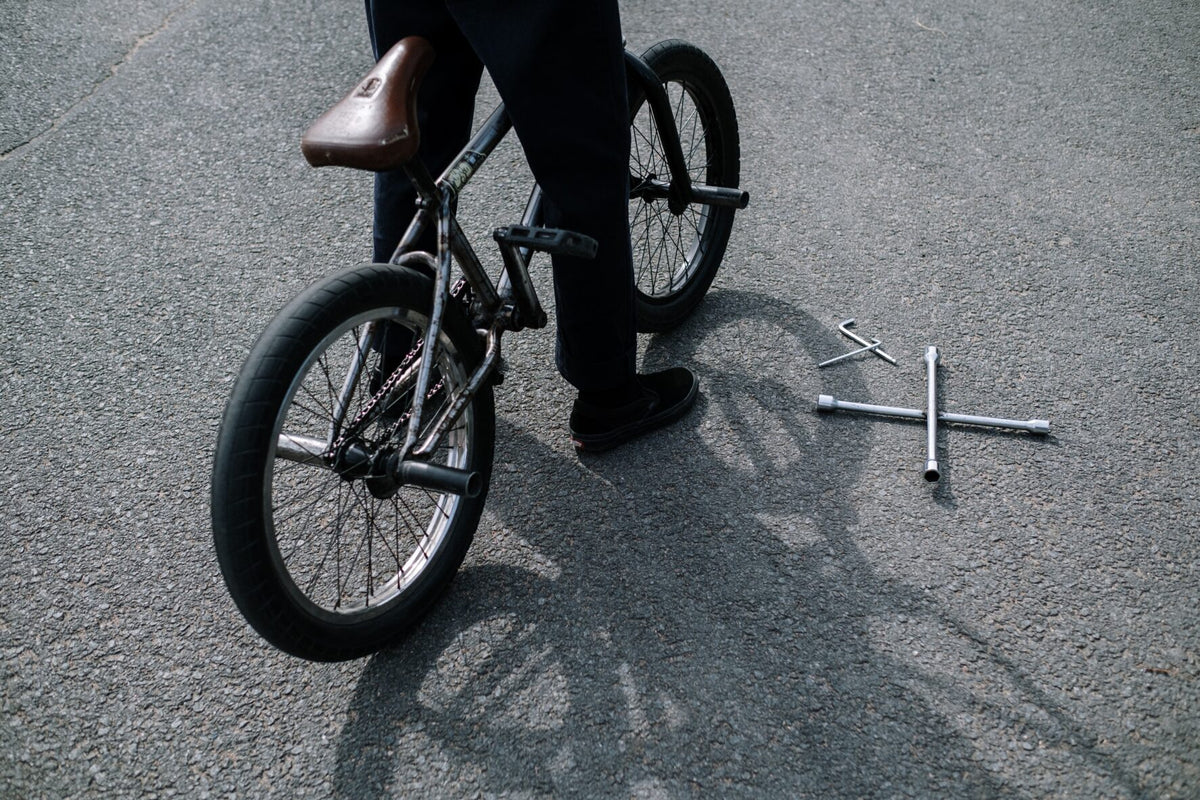 How to Prepare for a Bicycle Tour: Essential Tools and Tips