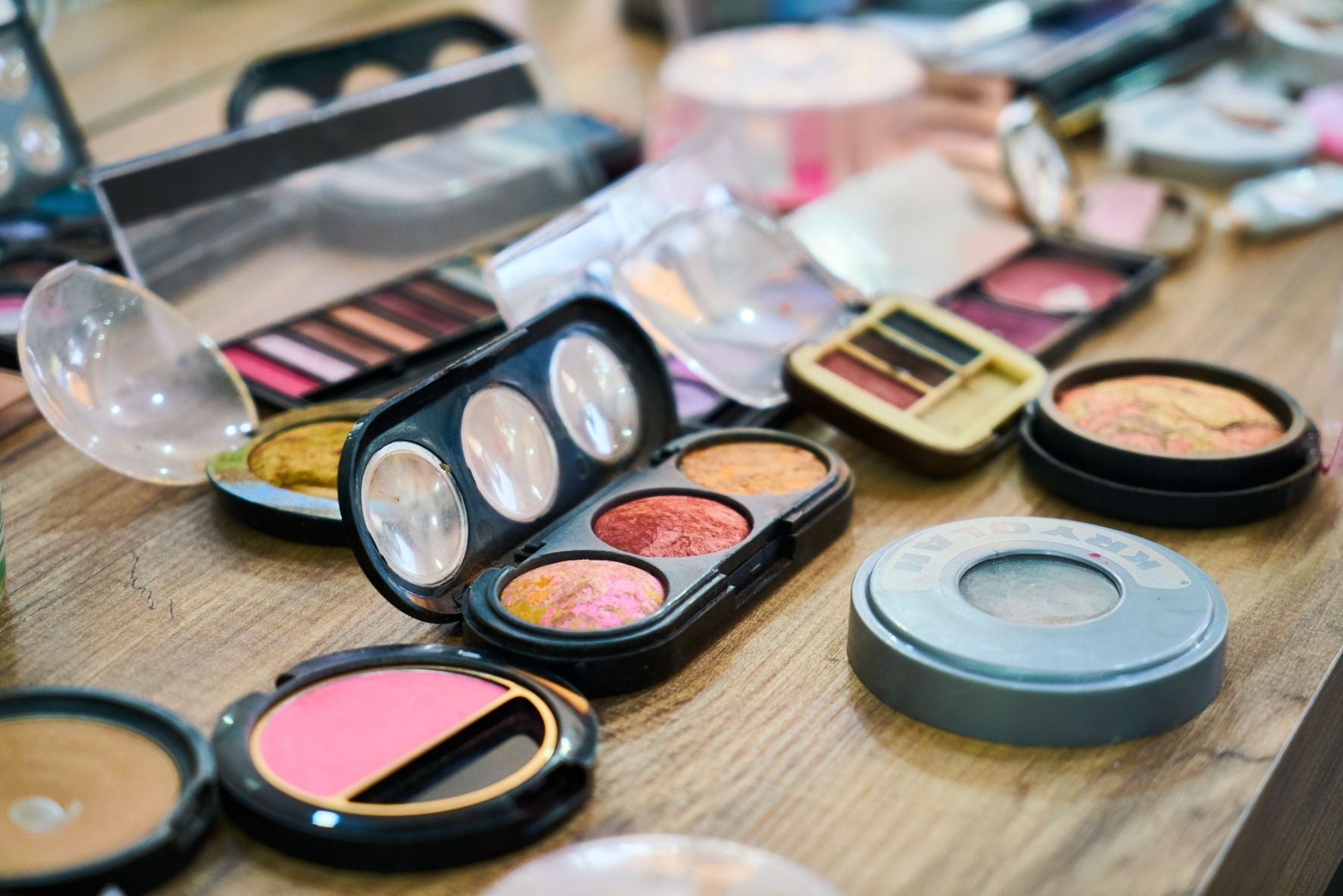 Makeup Expiration Dates: What Happens When You Use Old Beauty Products?