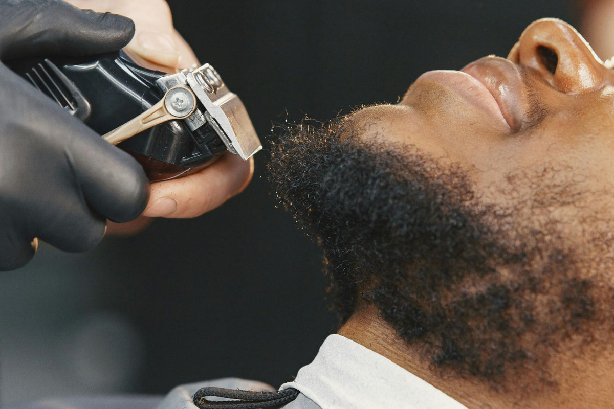 Sculpting Style: Mastering Beard Shaping with the Ultimate Beard Shaping Comb Guide