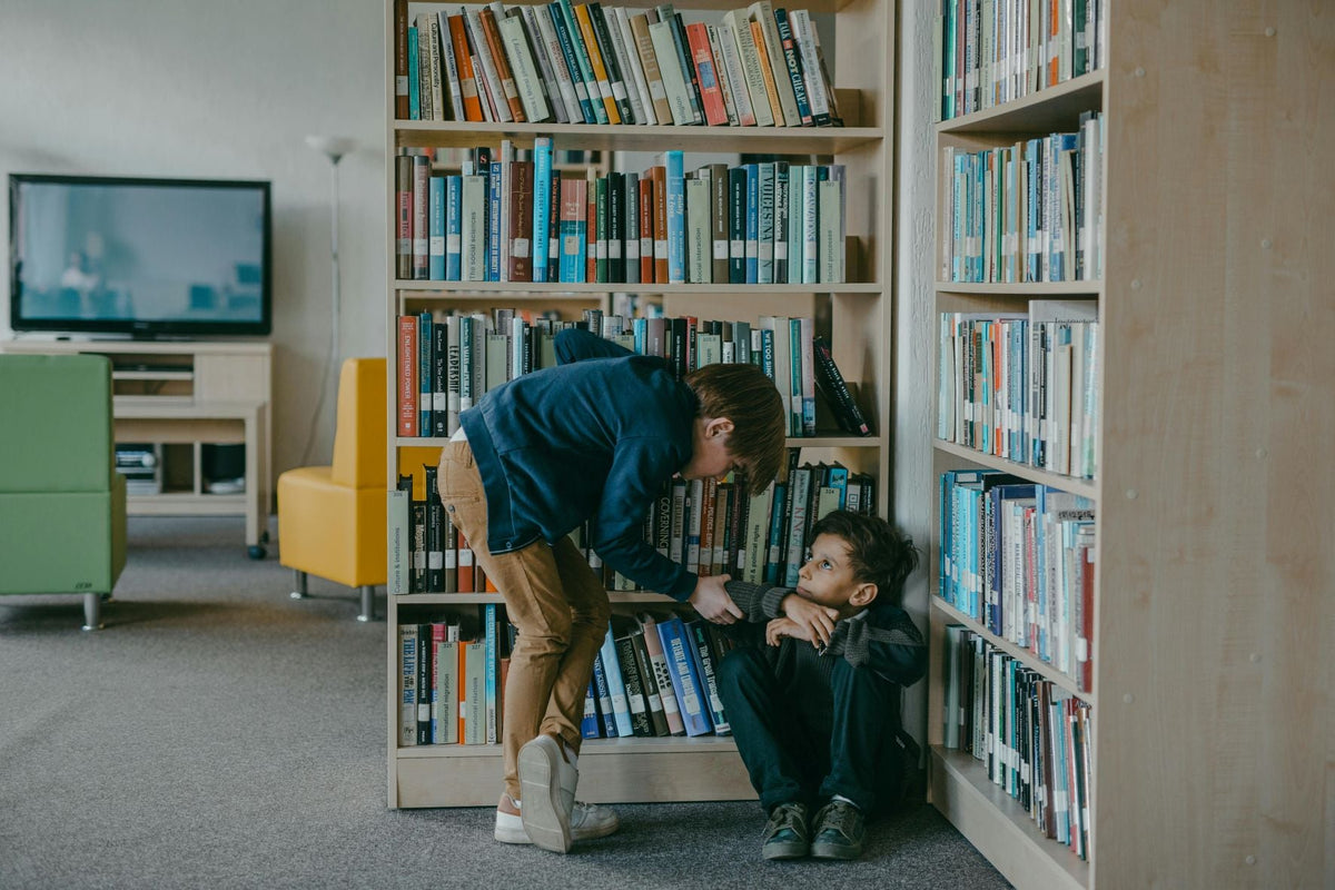 Aggression and Anxiety Buildup in Children: Understanding the Main Causes and Early Signs