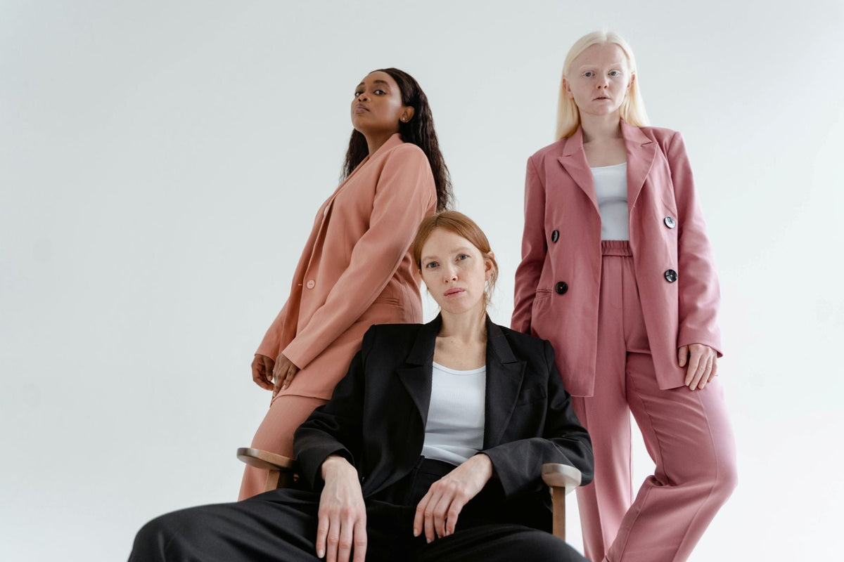 Women’s Blazers: Power Dressing with Style