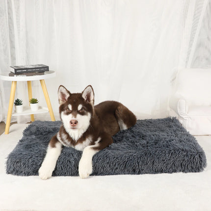 Cama para mascotas con alfombra de felpa para perros