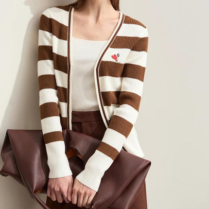 Cardigan brodé à col en V tendance pour l'automne avec fermeture éclair