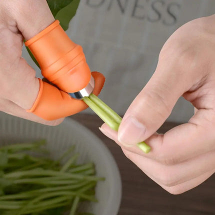 Silicone Thumb Guard Harvesting Knife