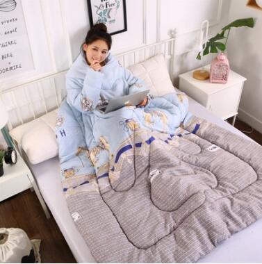 Winter Lazy Quilt with Sleeves - Wnkrs