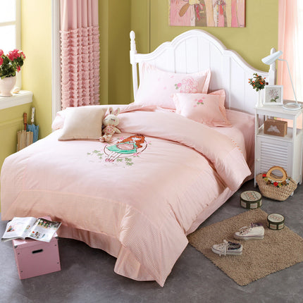 Four sets of children's bedding - Wnkrs