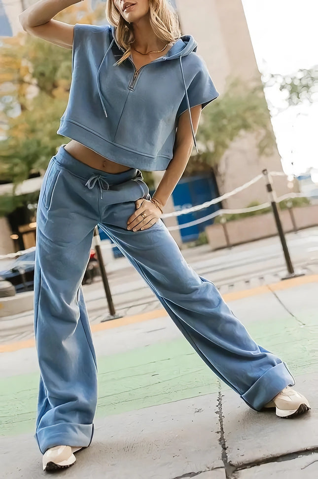 Conjunto de dos piezas de top corto con capucha y pantalones con cordón estilo casual para mujer