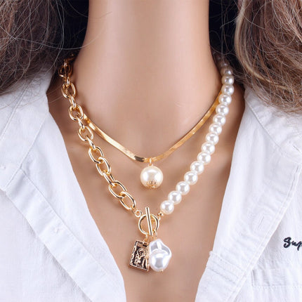 Pearls Decorated Women's Necklace - Wnkrs