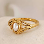 Size 6 Pearl Ring