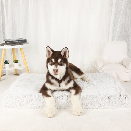 Cama para mascotas con alfombra de felpa para perros