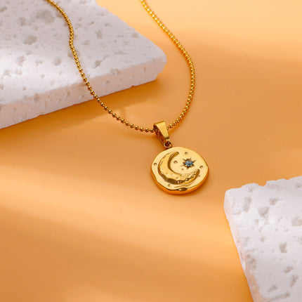 Elegante collar con colgante de acero inoxidable con forma de luna y estrella