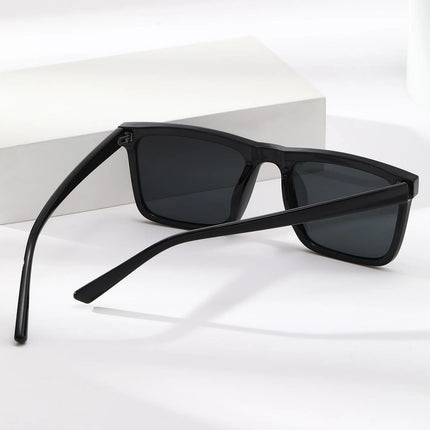 Essential UV400 Anti-UV Sunglasses for Men and Women